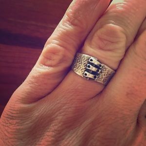 Jen Kahn sterling silver ring